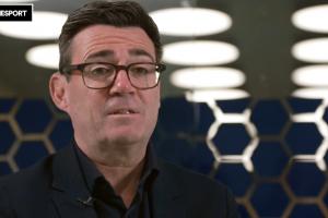 英国首相:2022世界杯感触一向不太对劲 因凡蒂诺没有正确携带FIFA