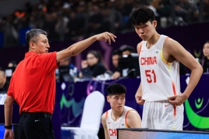 训练师：杨瀚森不是传统中锋?国度队对他的用法与在NBA分歧