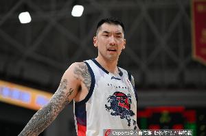 鲁媒：山东高速男篮全队已经到达濮阳 将于明全国午进行热身赛
