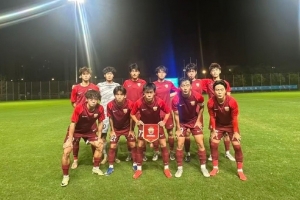 上海海港U20队于8月16日实现了2026年第五届中国青少年足球联赛…