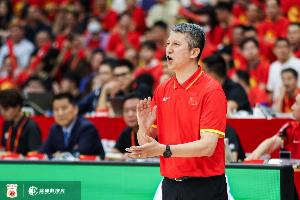 媒体人晒中国男篮VS黎巴嫩票价：吩爝档 最贵1880元 最便宜180元