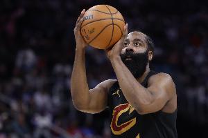 哈登37岁后仍签下9000万+大合同 NBA汗青第二人&比肩詹姆斯