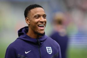 孔萨上赛季地面匹敌成功率73.1%英超最高，被过掉3次仅多于范戴克
