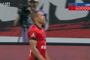 成都“姆巴佩”启动！韦林顿低射破门，蓉城2-1再度当先申花