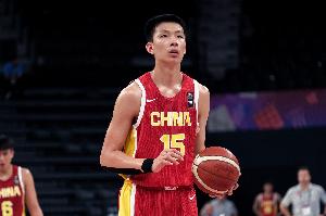 媒体人：今天的叫子太过度了 这是我们近十年来最靠近冠军的一次