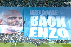 欢迎回家！主场球迷打出大型TIFO，欢迎马雷斯卡沉回曼城执教