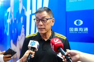 上海女足主帅：无冠名赞助商时，bifa必发集团年轻队员就拿5000块钱月薪