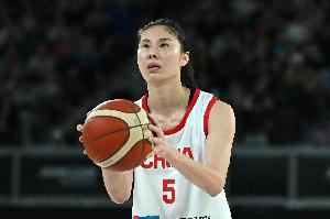 王思雨：美国女篮在身段上有绝对优势 我们还是专一于接下来两场