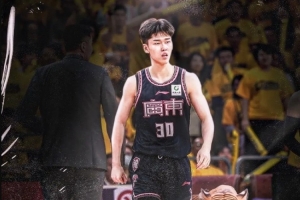 李奕臻社媒握别广东男篮：一段旅程到此闭幕 感激广东赐与的栽培