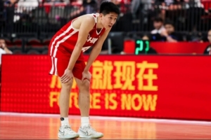 16岁的国产幼库里，还有几多作业要做