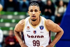 终年征战欧洲联赛与国际赛事！山东男篮官宣阿方索·普卢默加盟