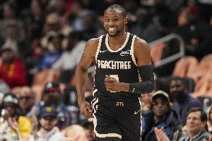 阿里纳斯：库明加亏掉的钱始终补不回来 就算明夏签1.5亿也亏麻了