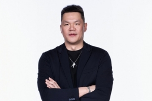 总经理生涯伯乐？朱芳雨：有个伴侣建议我读中大EMBA 我听进去了