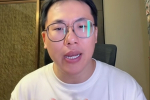 解说：国王签佩顿是为了给阿卡夫当导师 但前者投篮的确不太行